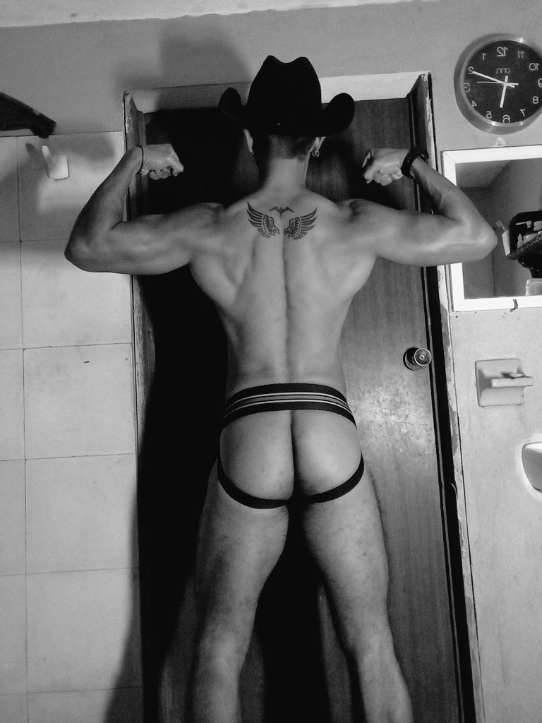 BäläM Ω PRîNCE tweet media