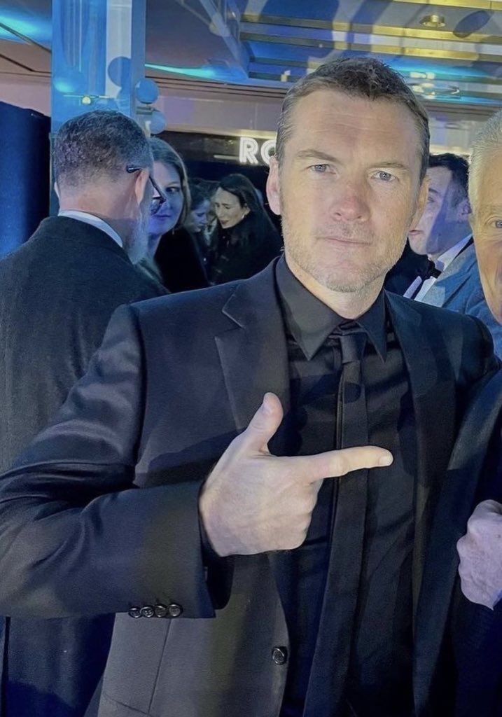 Jindau2's tweet image. #The #Broadside of a parallel universe shant idiolize with Indian Charm (and a bracelet) -- (from hell)