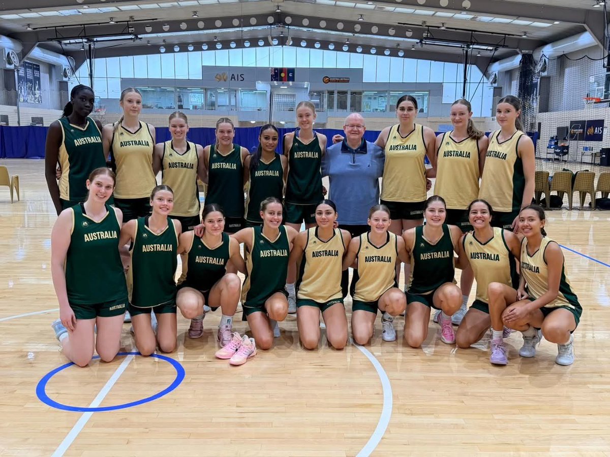 Sasha Clague tweet media