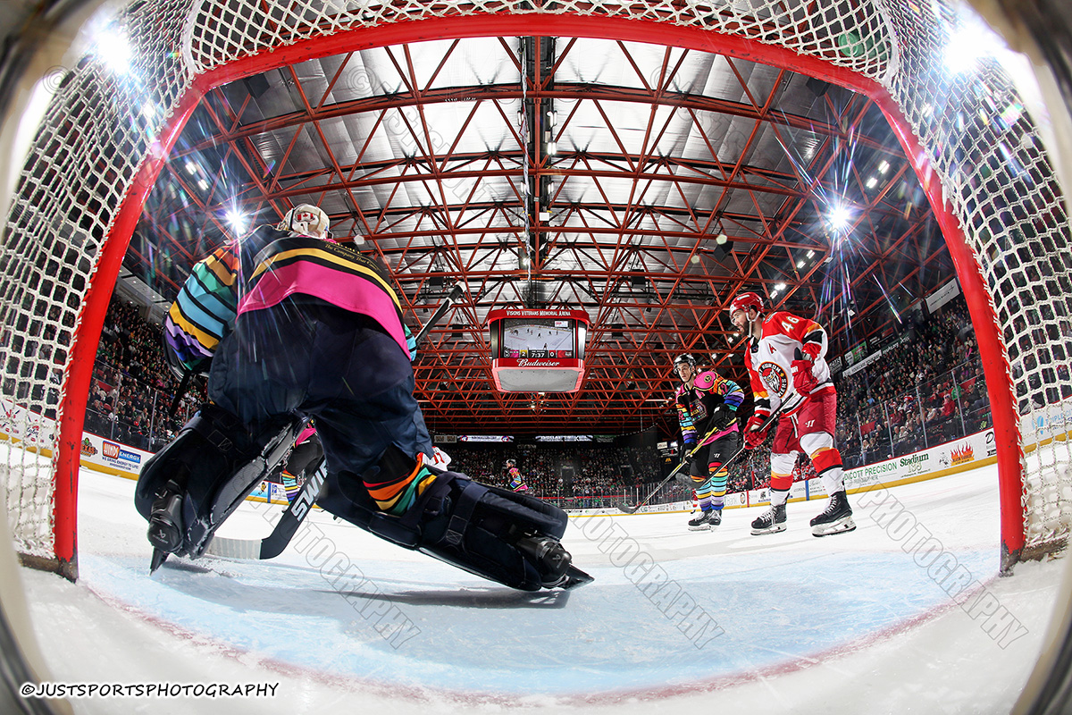 JustSports_AHL's tweet image. 03-13-26 BINGHAMTON BLACK BEARS vs PORT HURON PROWLERS

REMOTELY TRIGGERED CAMERA MOUNTED IN THE GOAL

@BlackBearsFPHL
@PHProwlers
@PocketWizard
@CanonUSApro
#pocketwizard
#remotecamera
#RemoteCameras
#makeitpossible
#whereistheremotecamera
#funwithremotes
#ShotOnCanon
#teamcanon