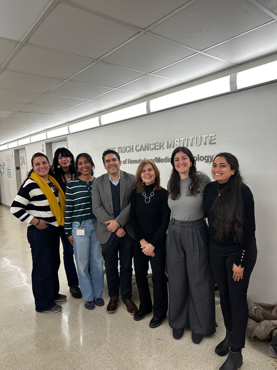 Excelencia Oncología Molecular tweet media