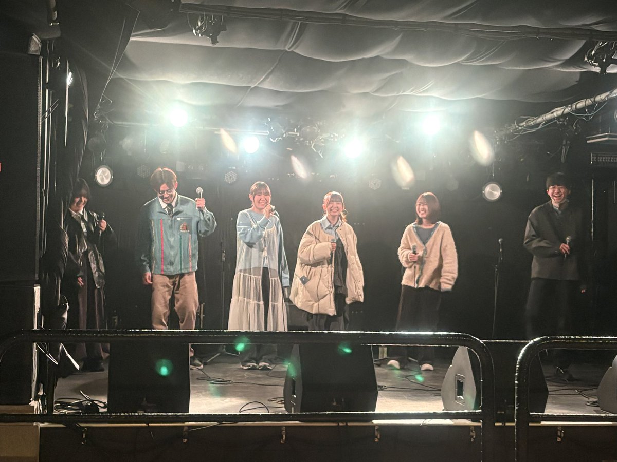 Capel_shinshu's tweet photo. 【 #卒業LIVE 】
おはようございます!
本日10時から卒業ライブがあります🌸
現在リハーサル中です🎤
🏷️
#Capel #卒業ライブ #卒業LIVE #卒業 #アカペラ #信州大学 https://t.co/JQJIbNijM7