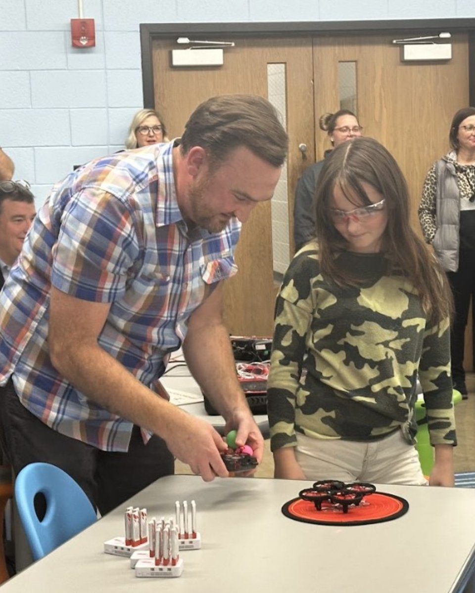 Rocket Drones tweet media