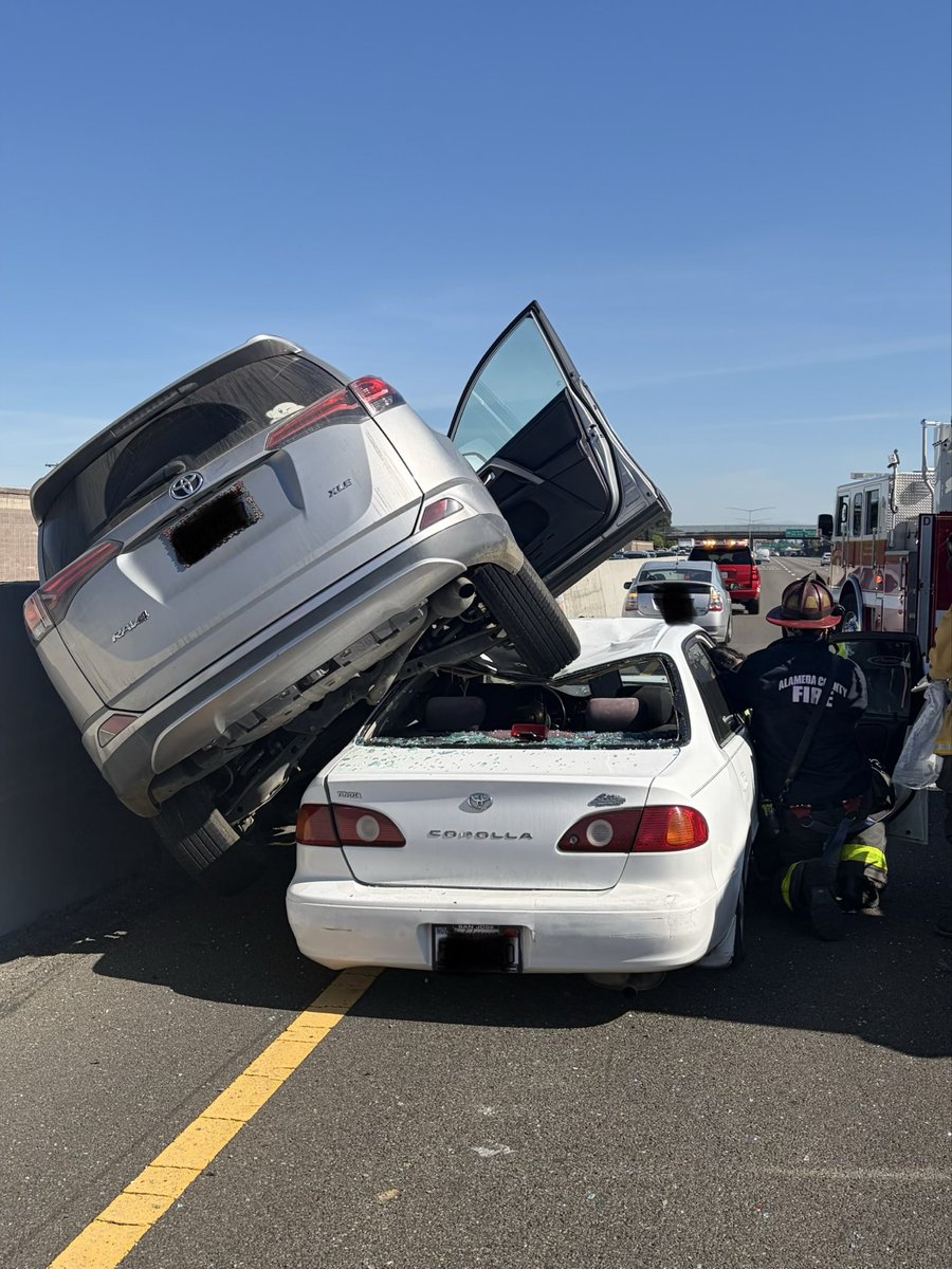 Alameda County Fire tweet media