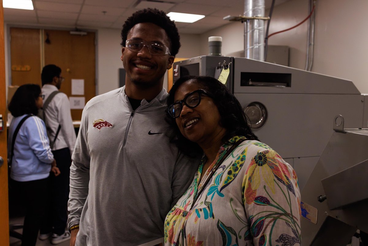 MannyScott80 tweet media