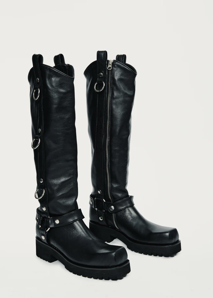 Alpha Selena ⚔️ NYC Dominatrix tweet media