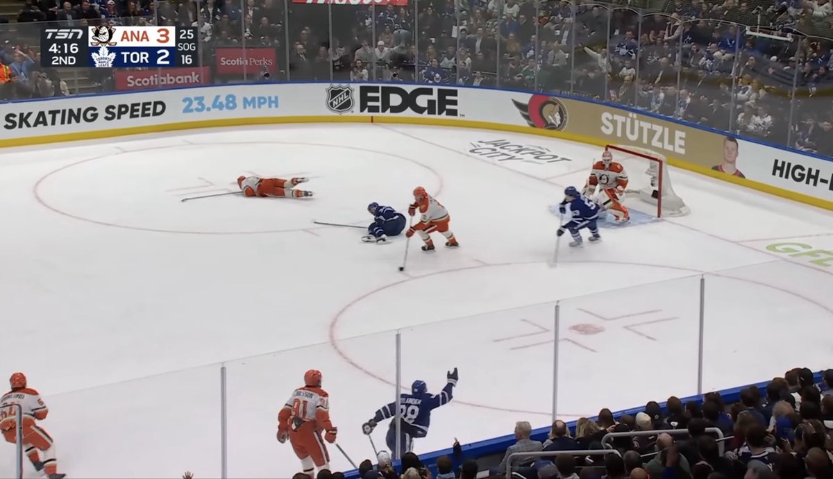 Sliv21's tweet photo. The @MapleLeafs season in a nutshell

Nylander giving the finger again and NOBODY interested in coming to their Captains defense.
And I believe one of the excuses was that they “didn’t see what happened.”

I don’t buy it. 
@spittinchiclets @ryanwhitney6 @BizNasty2point0 https://t.co/U07S9ADkKv