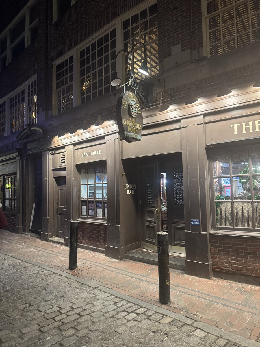 Brian Montes tweet media