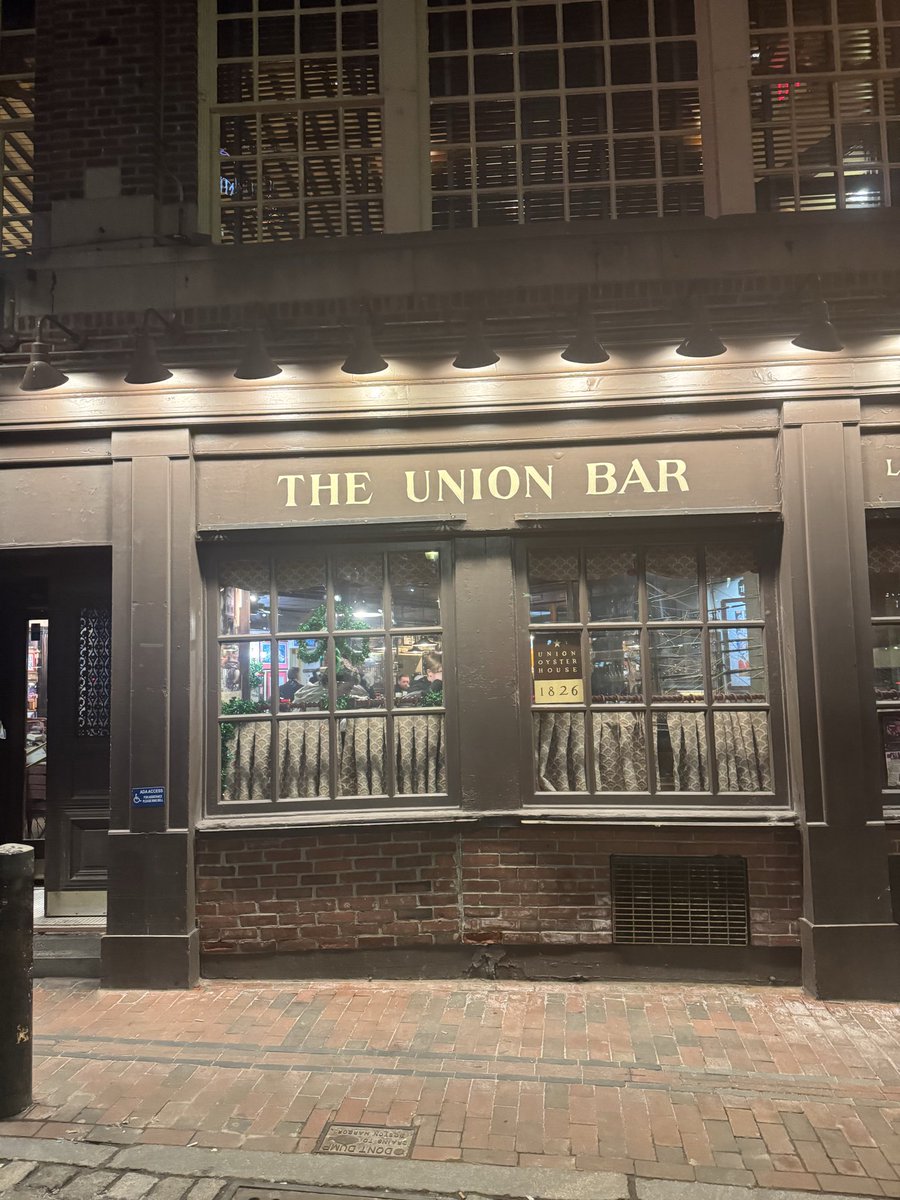 Brian Montes tweet media