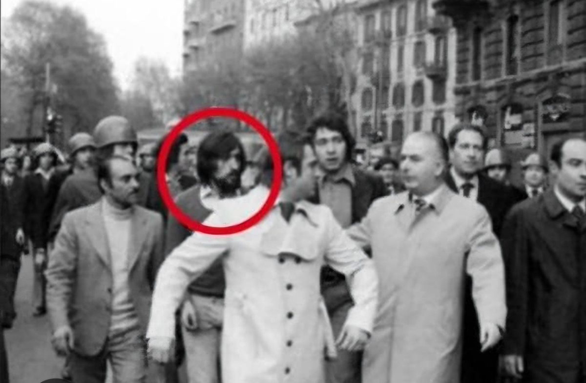 stefanofloriani's tweet image. #larussa chi?