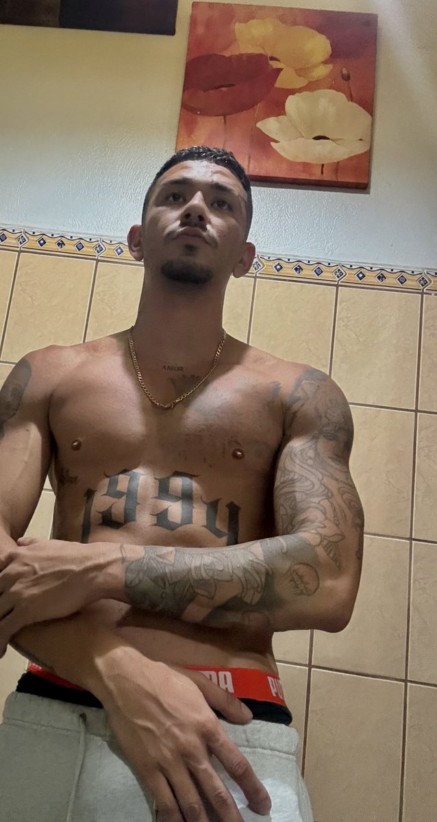 papijosh2094's tweet photo. Shower time with me 🔥 https://t.co/ispFtLUDS2