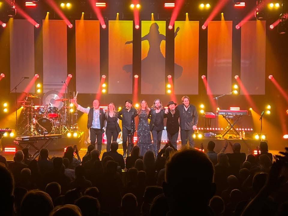 Rumours Of Fleetwood Mac tweet media