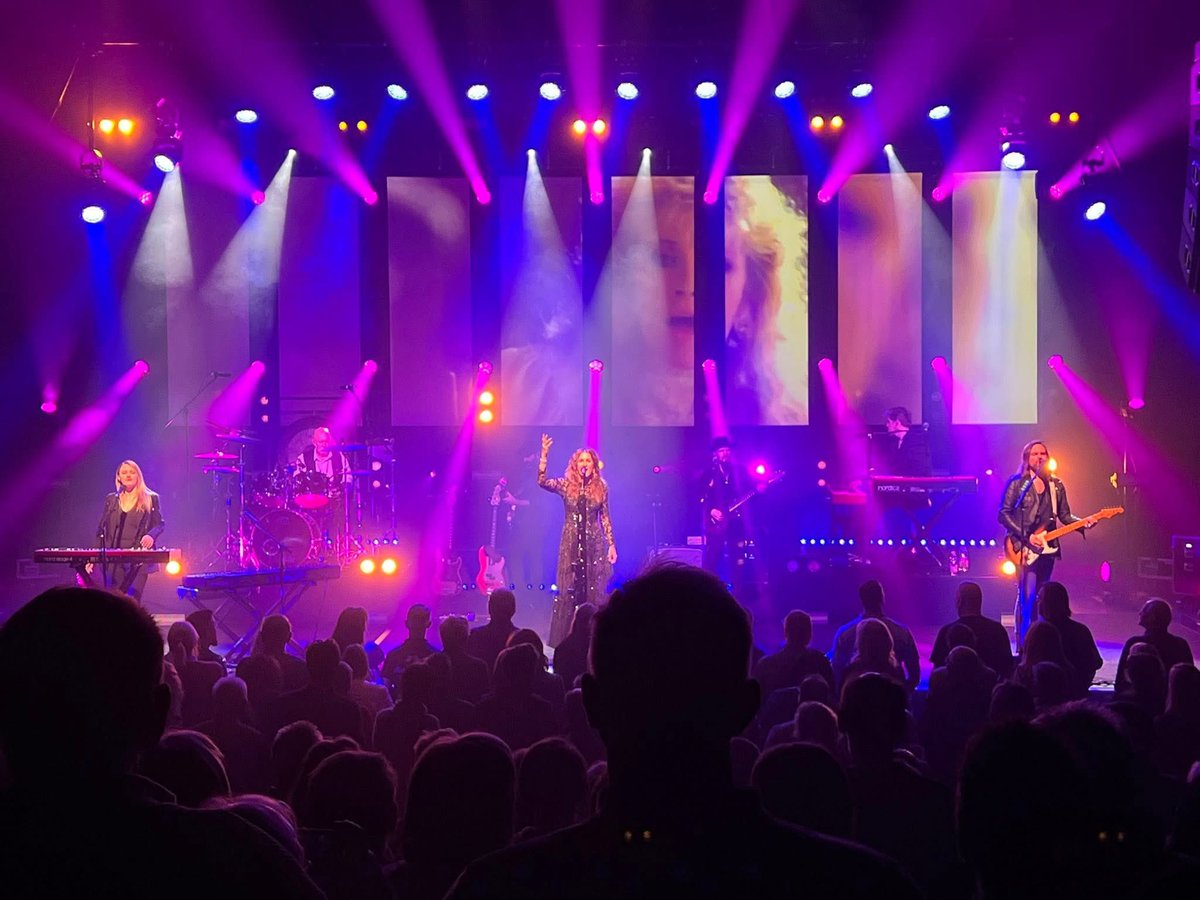 Rumours Of Fleetwood Mac tweet media