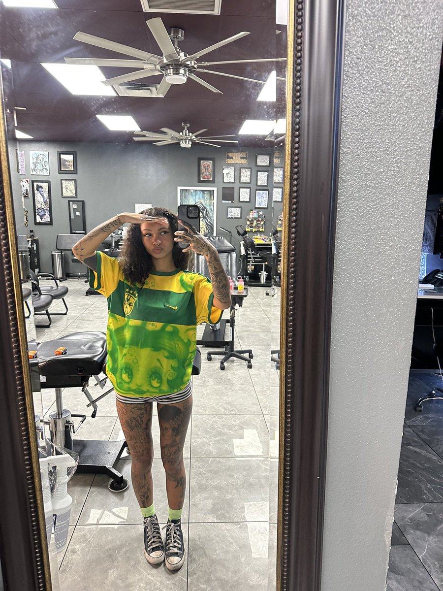 Bianca Simone tweet media