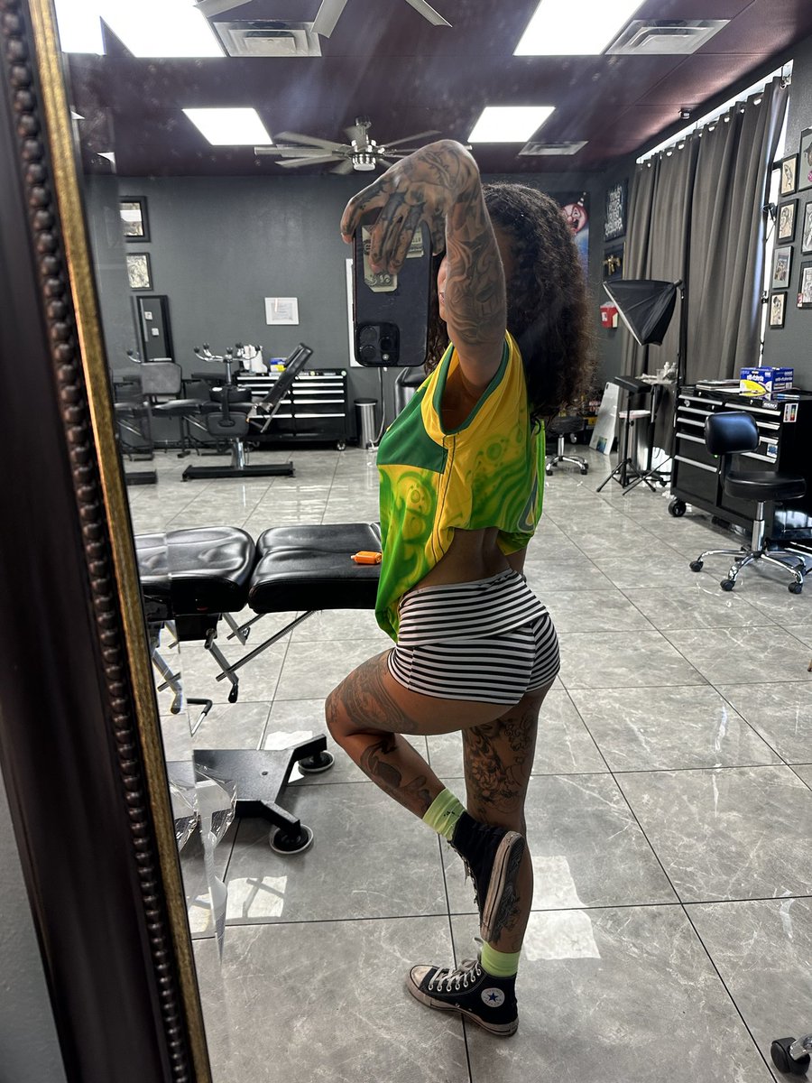 Bianca Simone tweet media