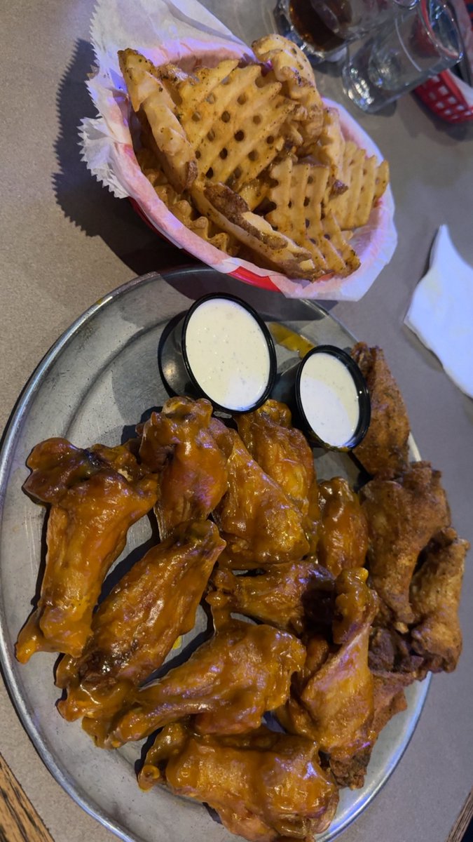 austin b. tweet media