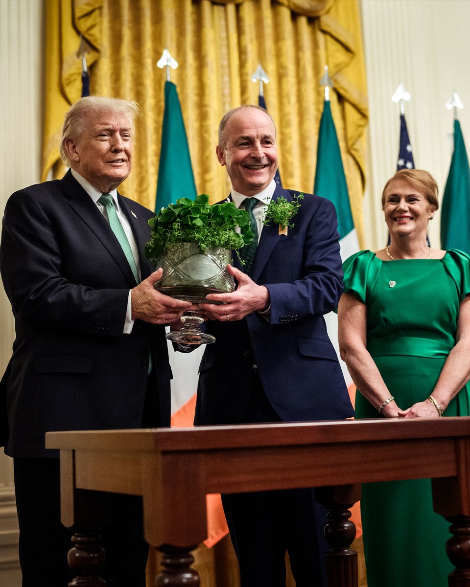 The White House tweet media