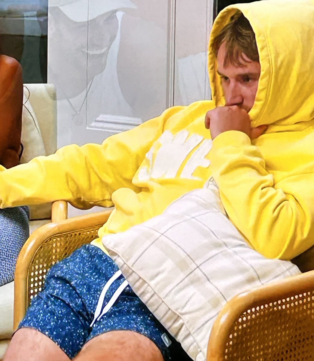 Staten Island Fairy tweet media