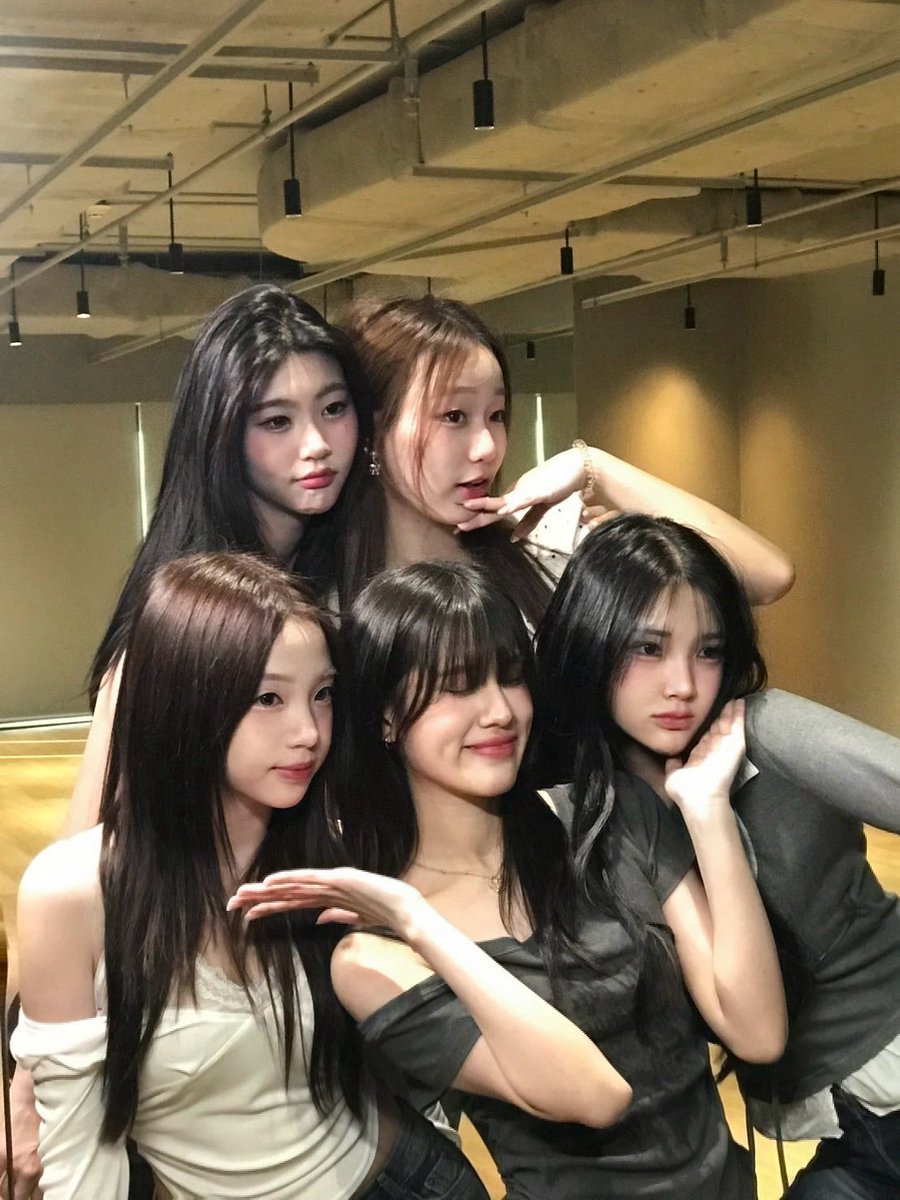 જjinli tweet media