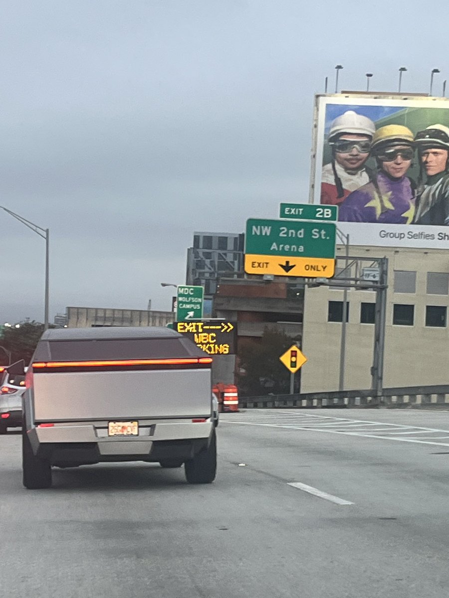 roberto estrada tweet media