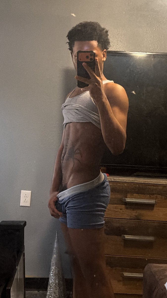 SupremeSteve_'s tweet photo. Wsp y’all https://t.co/KvAKkg1zar