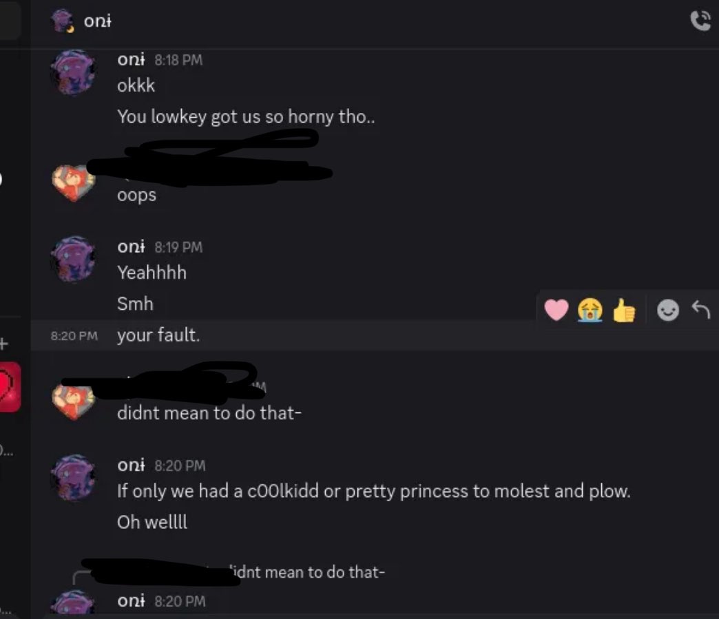 blxycolaaddict's tweet photo. HEYYY REALLY IMPORTANT THERES A GUY ON DISCORD WHOS 20 MESSAGING UNDERAGE PEOPLE. They’ve asked for nudes and other unmentionables, please help report him!!
He’s apparently in a lot of profic spaces, please be safe
#dieofrape #prosaken #deadtoons https://t.co/UKJtzg61uI