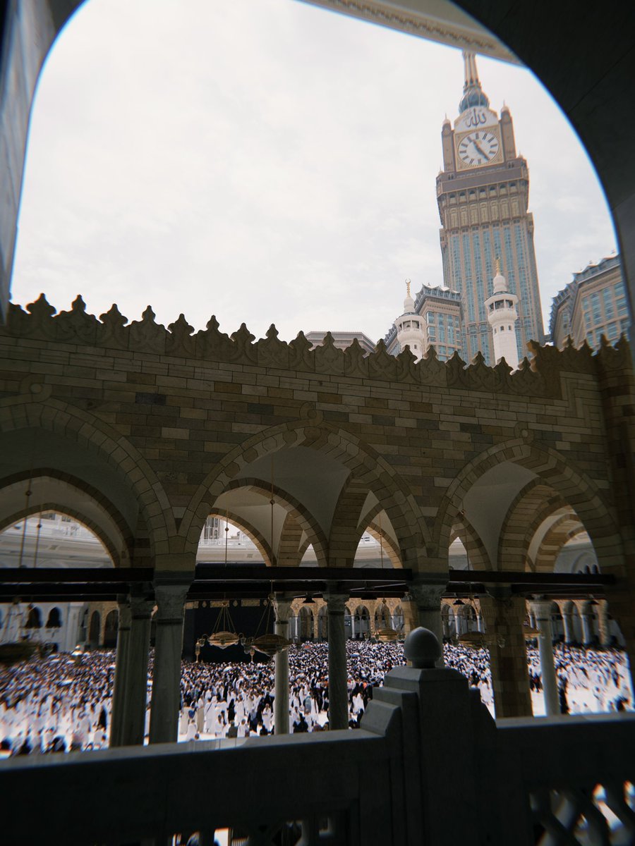 NAlmuzah's tweet photo. طاب الفؤاد وارتوى القلب ، اللهم لاتجعله آخر عهدنا في بيتك الحرام .❣️ https://t.co/3o9sHcHJkn