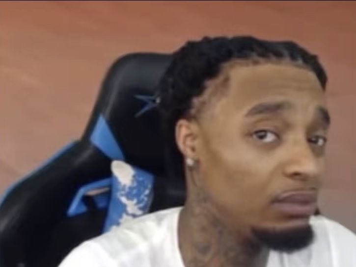 N i K e 🪶 tweet media