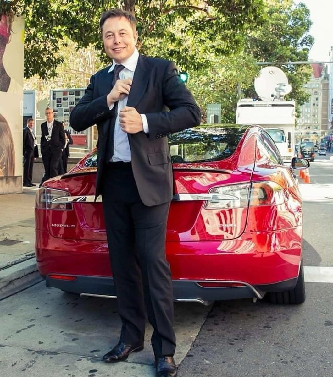 Elon Private chat tweet media