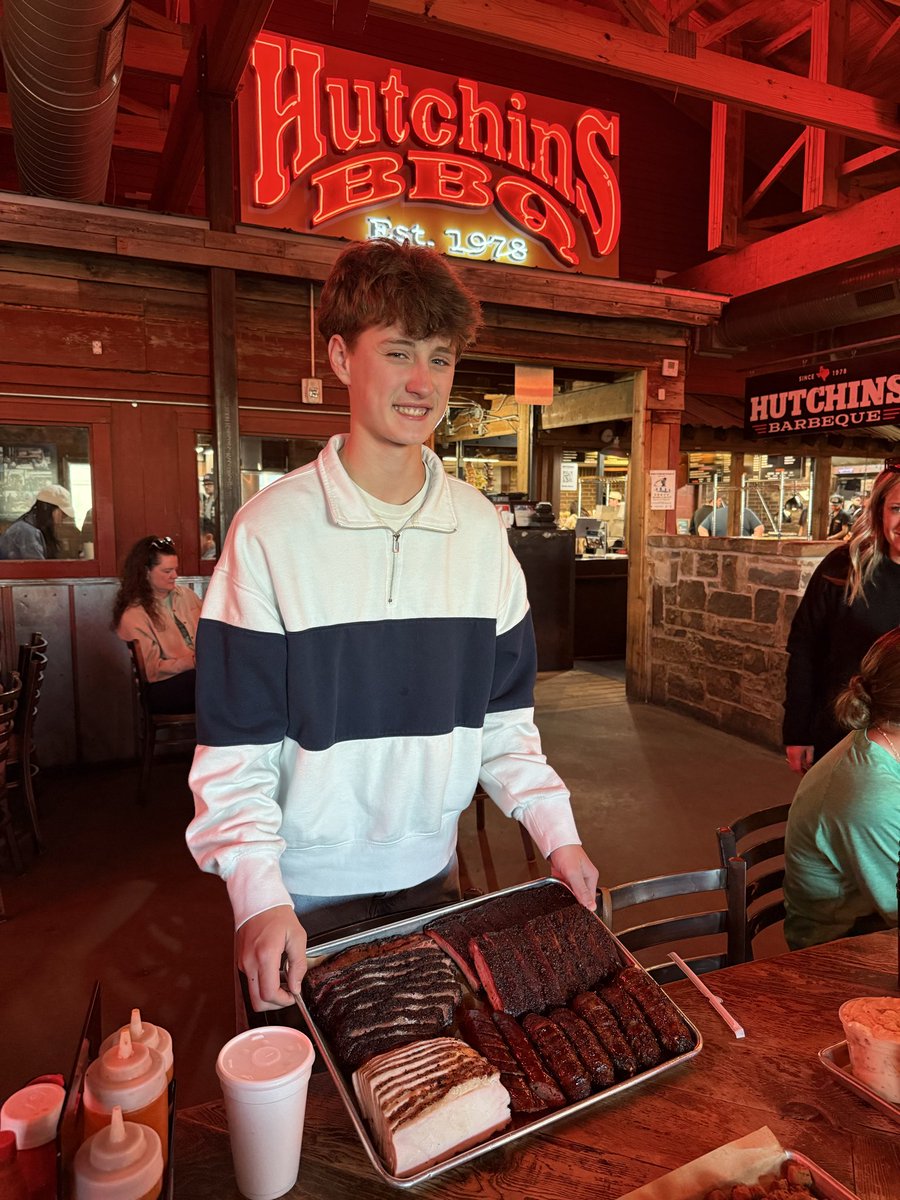 calebmorris99's tweet photo. Happy Birthday dinner  @ZMorris_29 
Amazing dinner at #1 @HutchinsBBQ  conquered the #TexasFeast https://t.co/RG8Idj7QKW