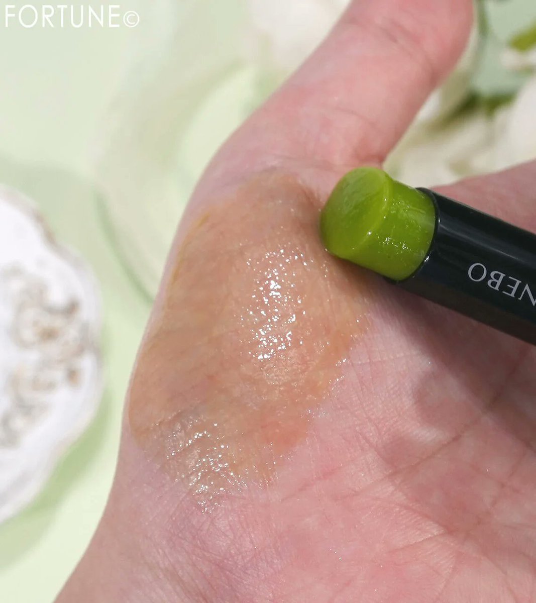 【FORTUNE（ふぉーちゅん）】新作コスメのリアルレビューを配信💋✍ tweet media