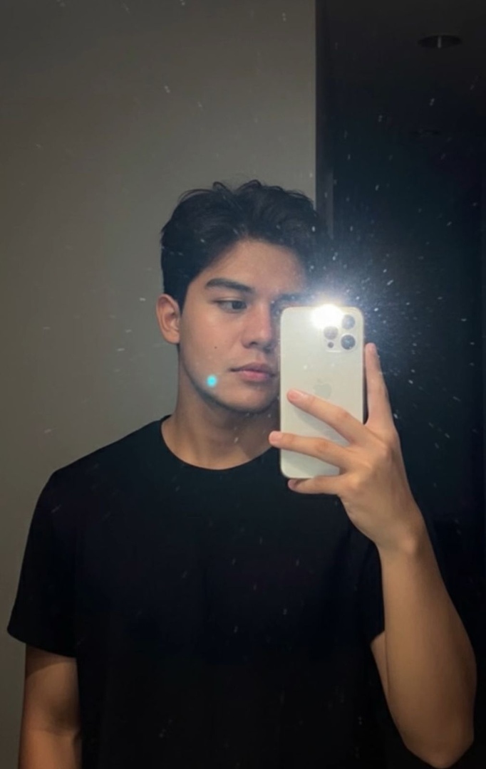 BUKAN BASE RATED tweet media