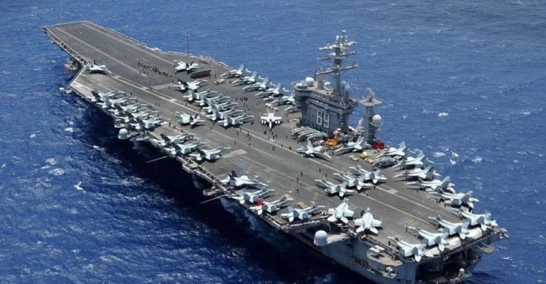 Kompilasi Berita Internasional:

• Reuters: Era kapal induk akan segera berakhir; USS Abraham Lincoln tertatih-tatih keluar dari Teluk Persia...

• Reuters: Dengan kecerdikan militernya, Iran udah membuktikan bahwa kapal induk bukan lagi "benteng yang tak tertembus," melainkan