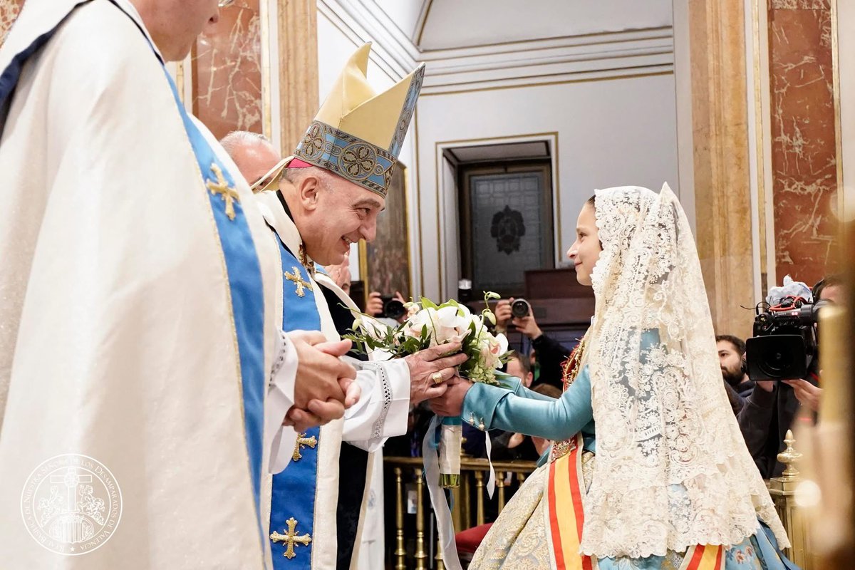 Basílica Ntra. Sra. de los Desamparados tweet media