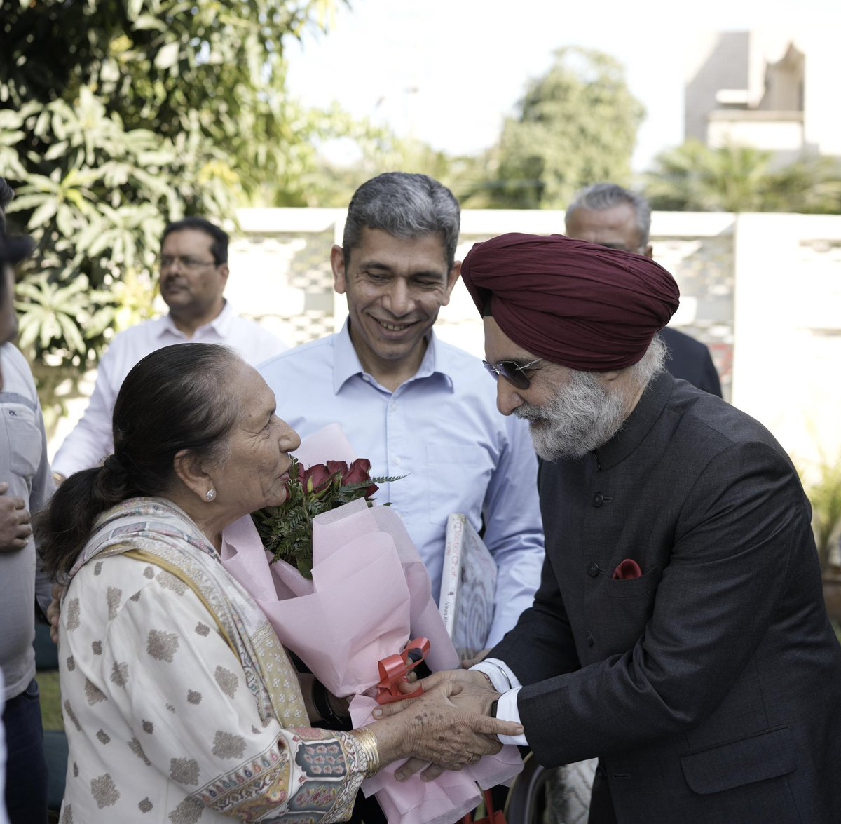 SandhuTaranjitS's tweet photo. A pleasure meeting Mrs. Bindu Khanna, mother of my friend and globally renowned chef–restaurateur Vikas Khanna (@TheVikasKhanna). She embodies the warmth and graceful spirit of Amritsar. https://t.co/GpqroftcQC