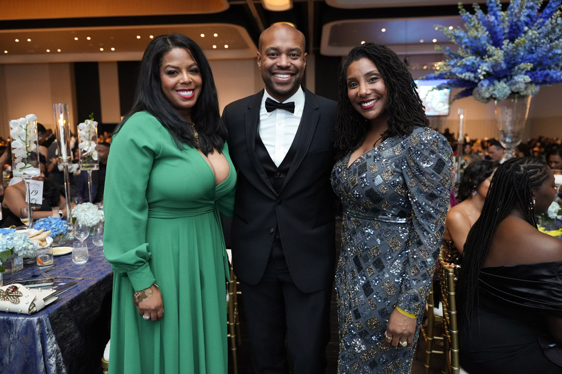 Simply Buckhead tweet media