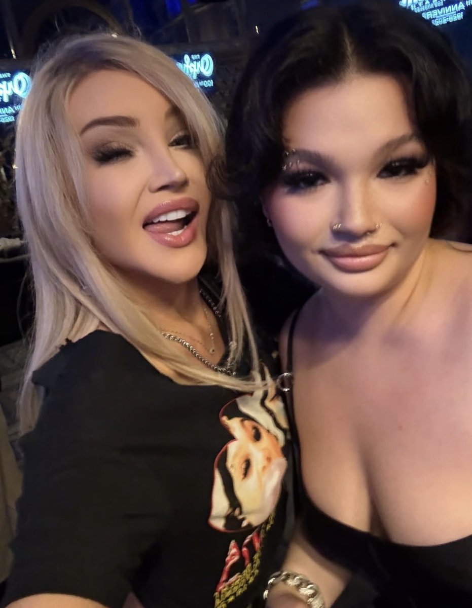 Drag Crave tweet media