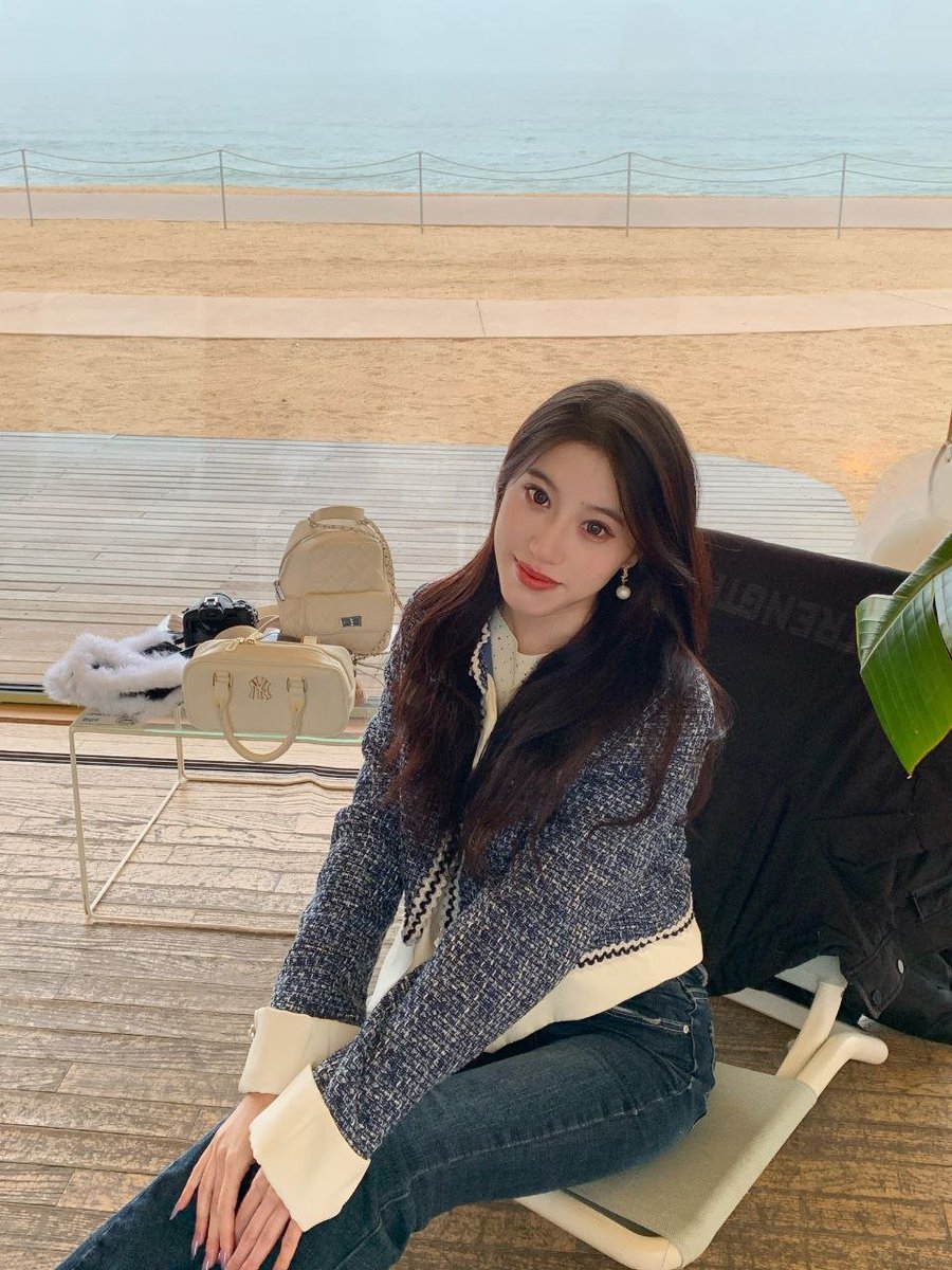 湖南星探刘志强 tweet media