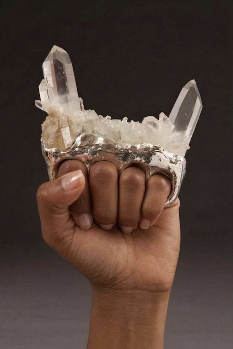 Comtrunity tweet media