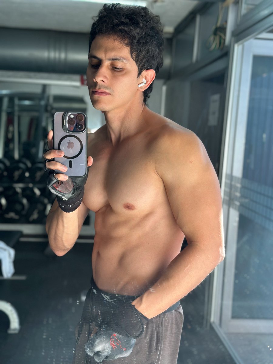 FuadXion tweet media