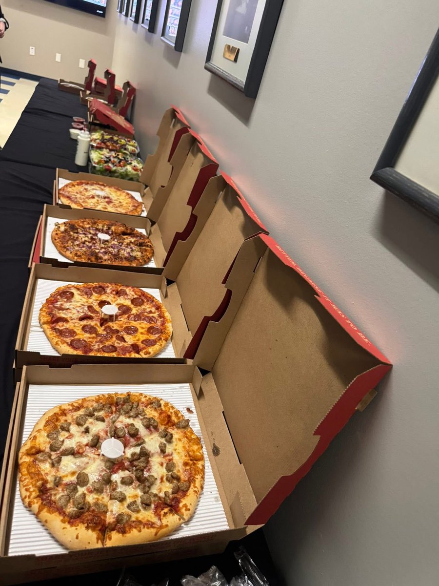 Kelly FINLEY tweet media