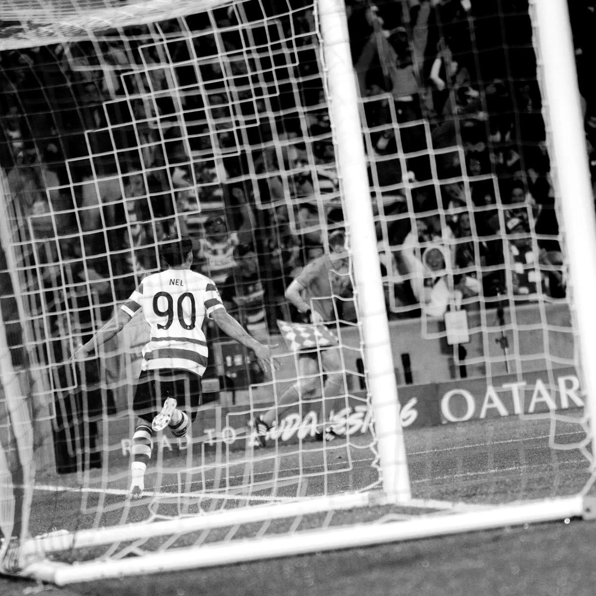 Tanta gente a gozar com os 90 minutos em Alvalade serem muito longos e quem marca o último golo da eliminatória?

O nosso 90