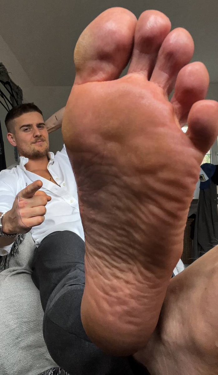 AlphaWillBackUp tweet media