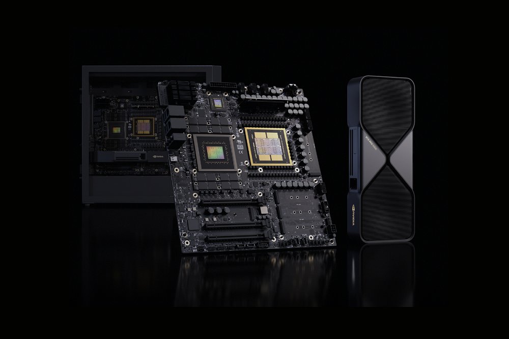 PCFORMAT tweet media