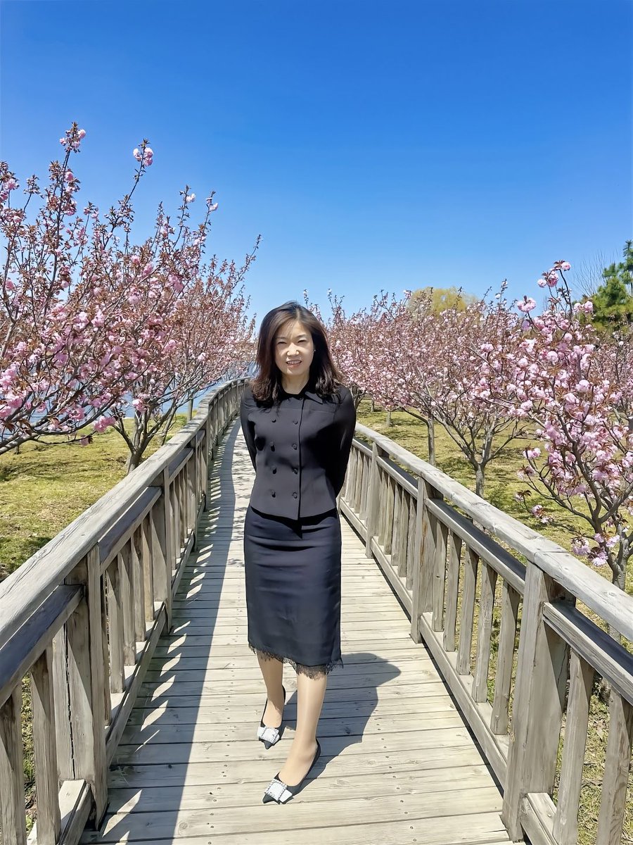 80后情绪交流馆 tweet media