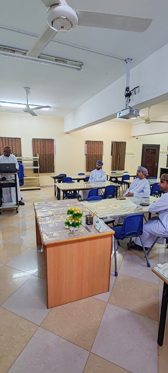 مدرسة نور الدين السالمي tweet media