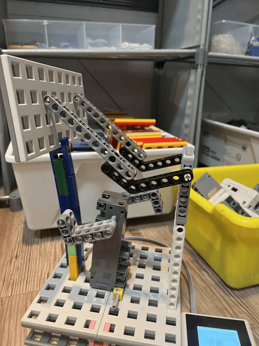 Tha Kcbaissi Lattar tweet media