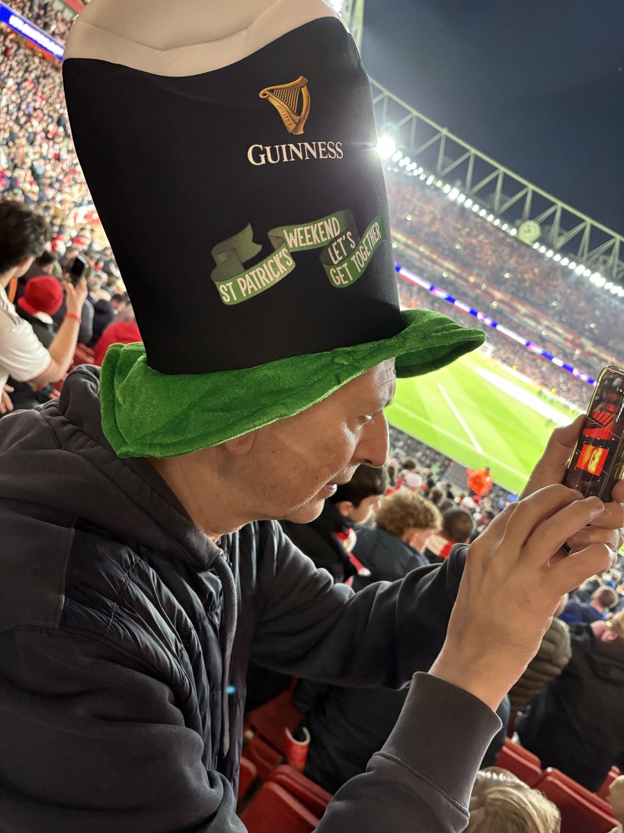 Simon Kirk tweet media