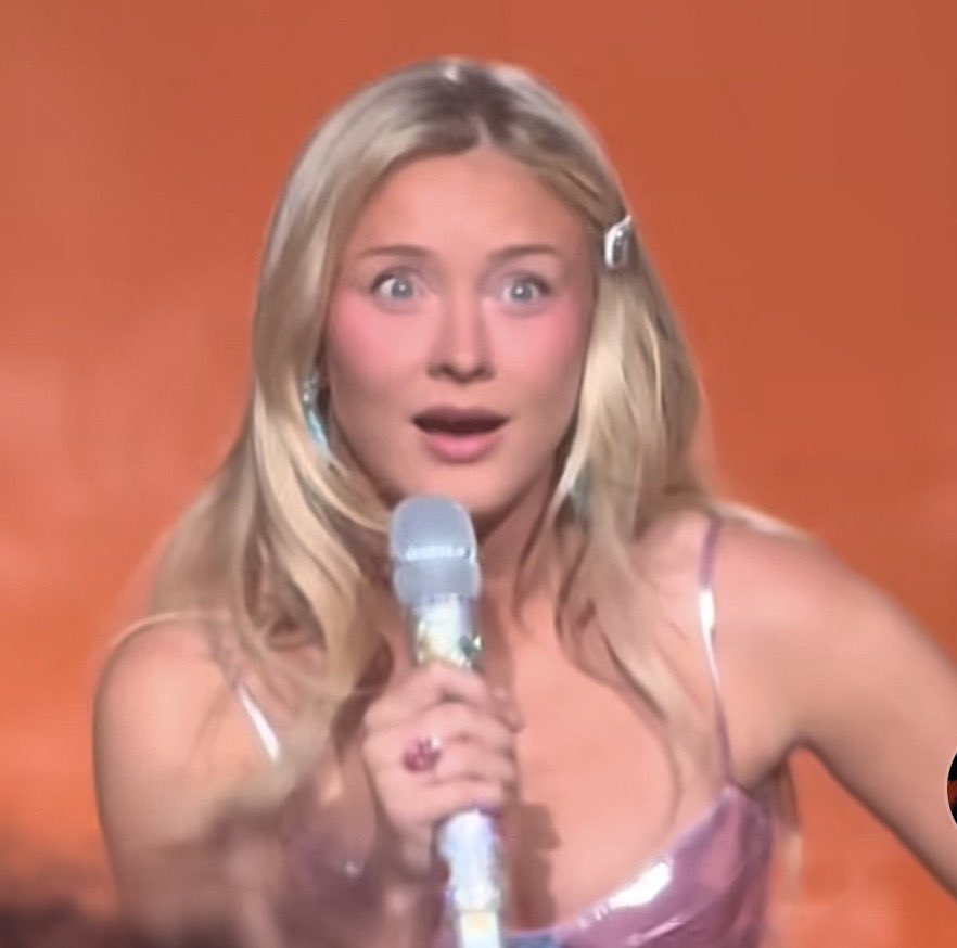 the vaticam tweet media