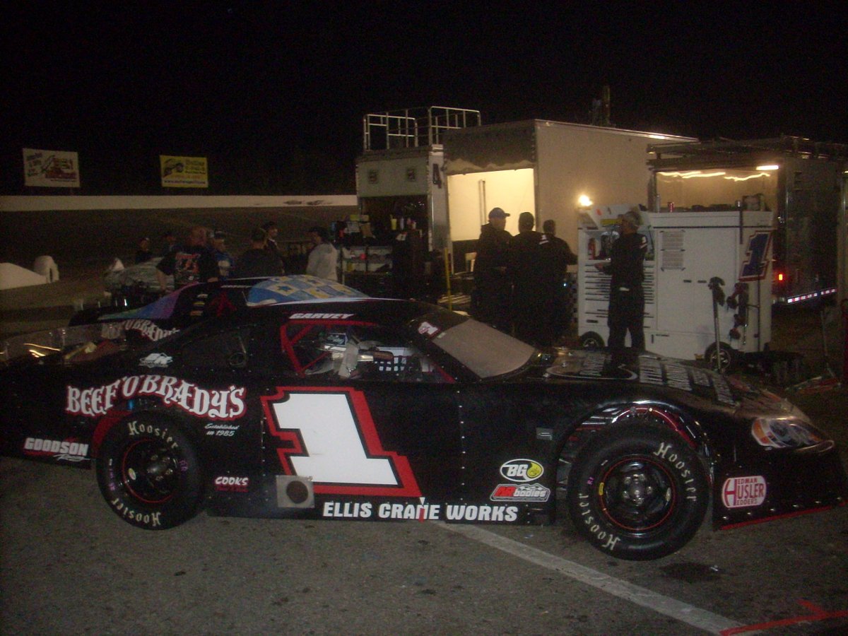 Short Track Pictures tweet media